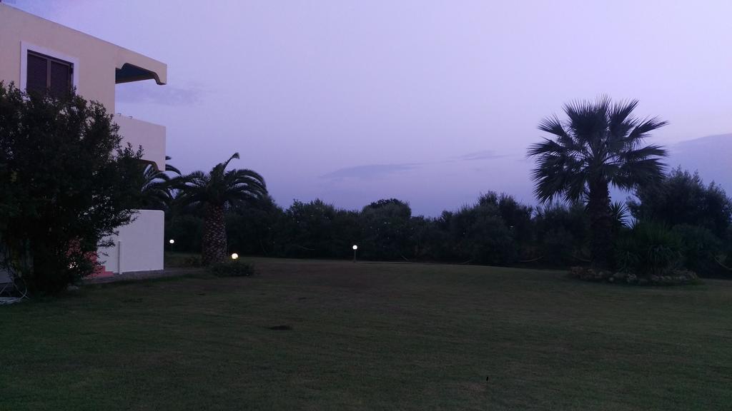 Terpsichore Apartments Kyparissia Quarto foto