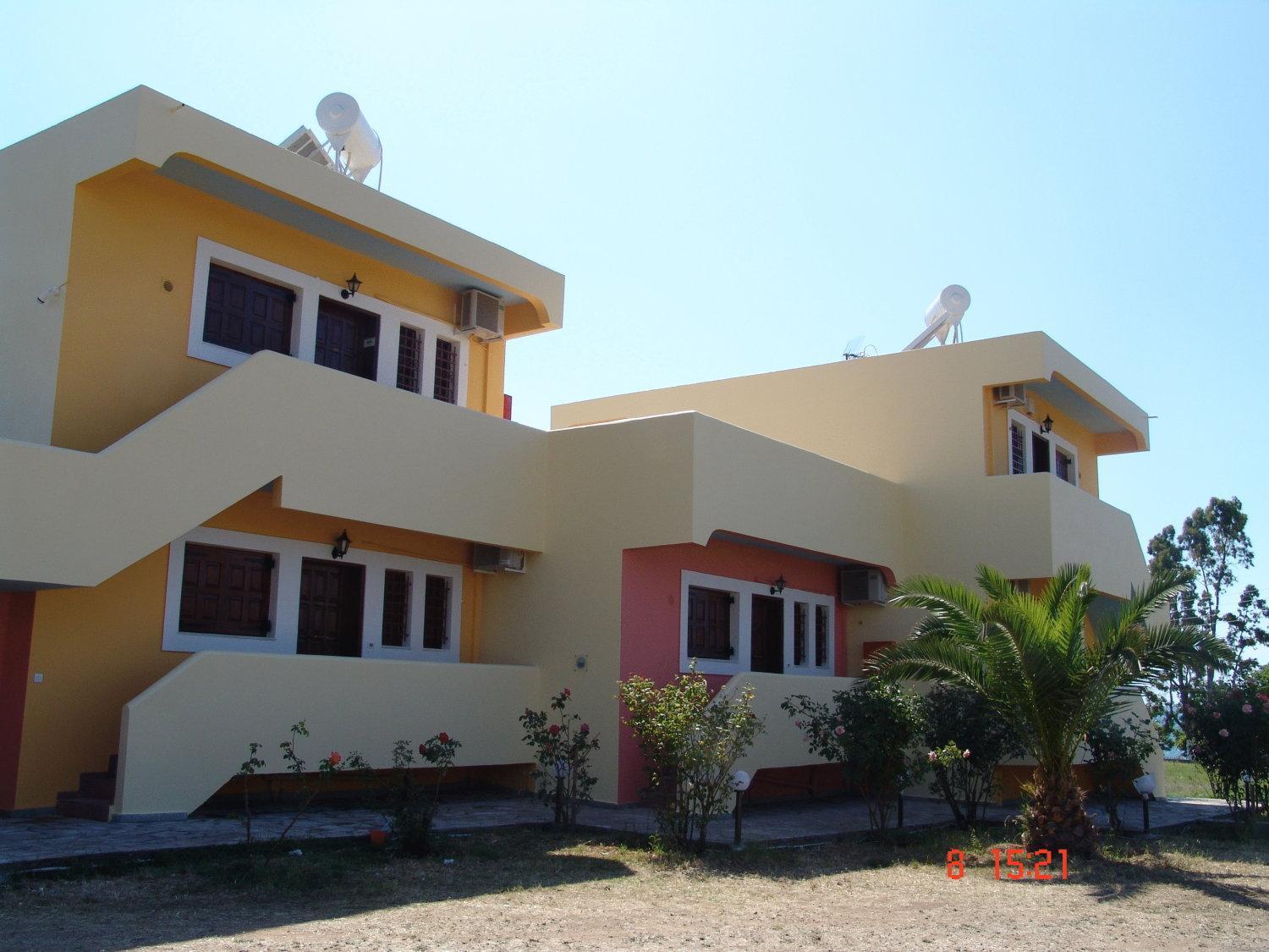 Terpsichore Apartments Kyparissia Exterior foto
